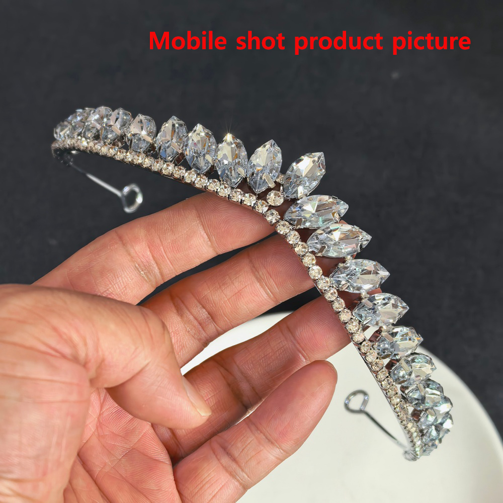 Tiare minimaliste in cristallo - Women Accessories For Wedding recensione e prezzo